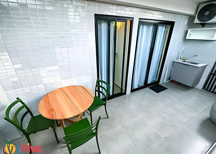 Flat Premium Rua Das Sombrinhas